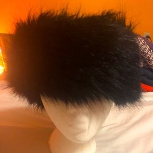 Posh black faux fur headband